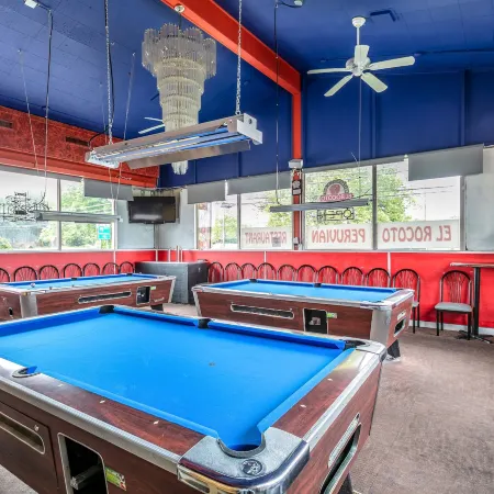 Red Carpet Inn - Stamford