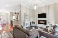 Grandview Accommodation - the Flaxley Apartments