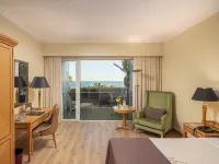 Hotel Cascais Miragem Health & Spa Hotels near Cascais Train Station