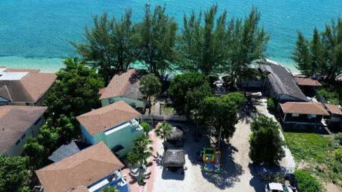 Coral Harbour Beach House and Villas