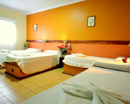 伊瓜蘇港白屋賓館 伊瓜蘇港酒店