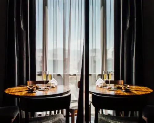 Atix Hotel Ăn uống Photos