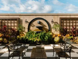 French Quarter Inn