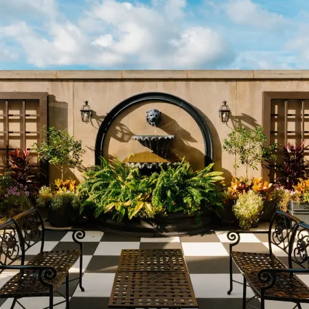 French Quarter Inn Отели рядом с достопримечательностью «Музей Олд Слэйв Март»