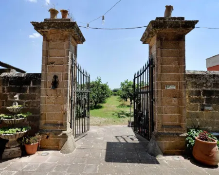 Agriturismo Santa Chiara Hotels in Alezio