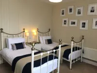 Ashbury Bed & Breakfast