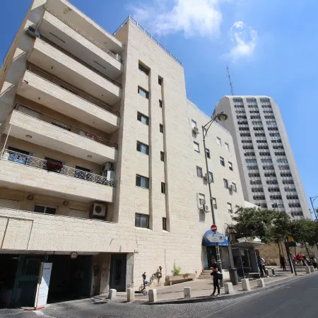 Gabriel Apartments - Stylish Suites - King George ST