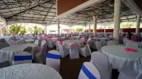 The Family Kingdom Resort - พร้อมอาหารเช้า