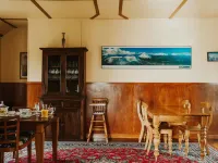 Tongariro Crossing Lodge - breakfast