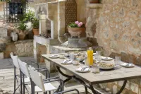 Castello Villa Daphnes - Private Pool & Whirlpool