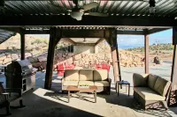 Iron Springs Adventure Resort & RV Park Hotel di Iron County