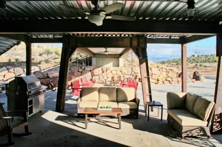 Iron Springs Adventure Resort & RV Park