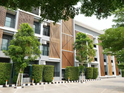 Villa's Day Hotels in Phlai Chumphon