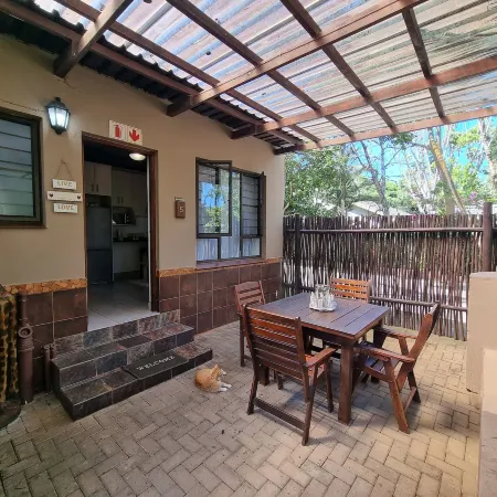 Ndiza Lodge and Cabanas