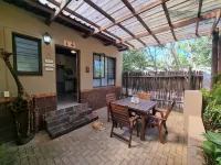 Ndiza Lodge and Cabanas - ที่มีที่จอดรถ