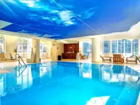 Hotel Salzburger Hof - piscina