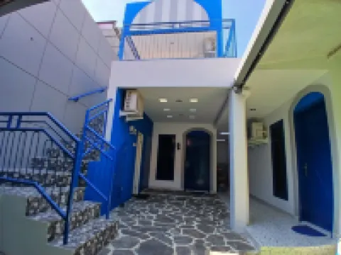 Moshi Moshi Hotels in Mayangan