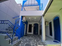 Moshi Moshi Hotels in Mayangan