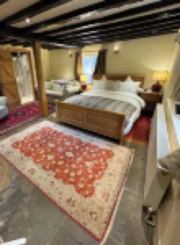 Heathrow Cottages B&B Hotels in 