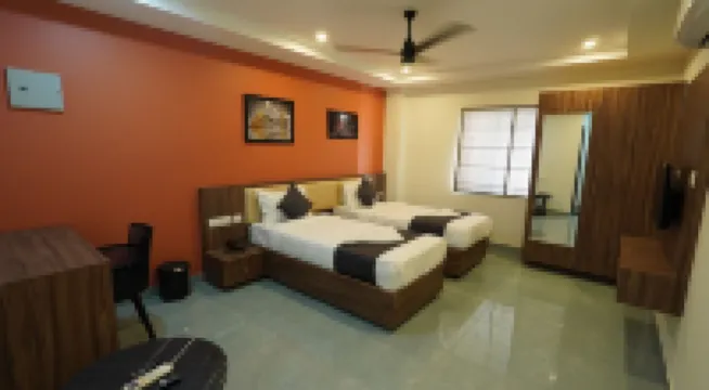 Hotel Hive Inn