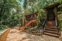 Sweet Songs Jungle Lodge فنادق في 