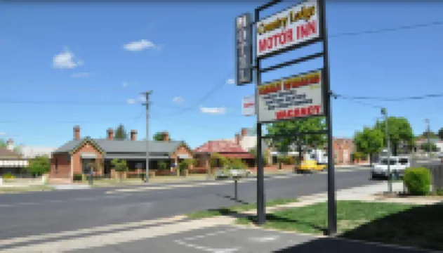 Country Lodge Motor Inn