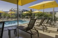Delta Hotels by Marriott Kamloops - Pools