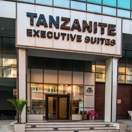 Tanzanite Executive Suites Отели рядом с Аэропорт Дар-эс-Салам