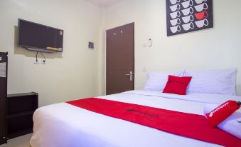 RedDoorz Near Taman Kota Ternate