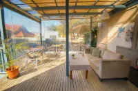 Cambridge Lodge Hotels in Camperdown