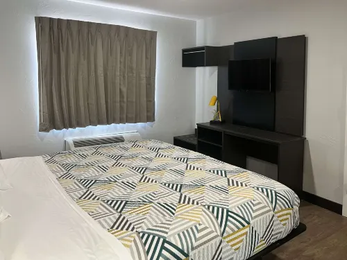 Studio 6 Ogden, UT – 21st Street