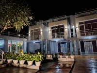 Hazuma Homestay Hotel dekat Jeep wisata karanganyar