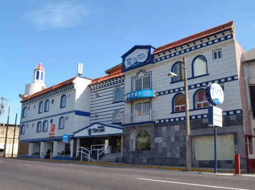 Hotel Atenas Hotels in Alto Lucero