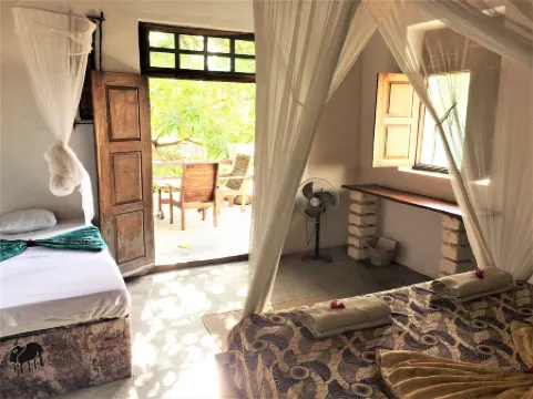 米蒂米威裏酒店