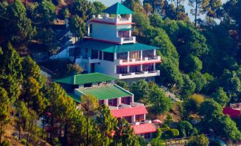 Blue Pine Resort