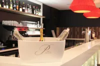 Hostellerie Saint Vincent Beauvais Aeroport - bar