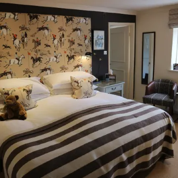 The Broadway Hotel