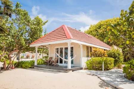 Almond Beach Resort at Jaguar Reef