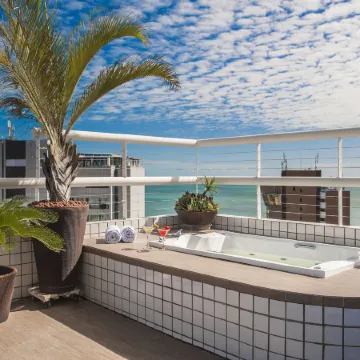 Comfort Hotel Fortaleza Отели рядом с достопримечательностью «Конгресс-центр Centro de Eventos do Ceara»
