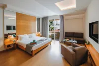 Napa Plaza Hotel
