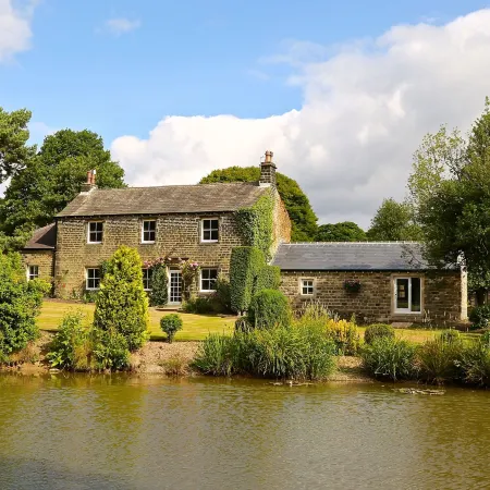 Woodsome Hall Golf Club Cottage on the Course