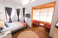 The Vera Residence - 2-Star