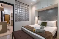 地鐵前方，距離海灘8分鐘的住宿 Sf228 酒店