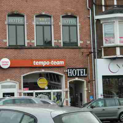 Familyhotel Hotel Exterior