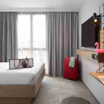 Moxy Paris Clamart Rooms