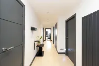 Joivy Fabulous 2Br Apartment with Terrace and Bay View Hotels in Burntisland