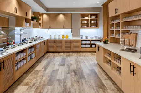 Hyatt House Nashville Downtown / Convention Center Отели в г. Дейвидсон