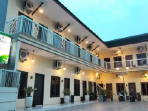 Griya Adhirasa Hotels in Sumenep