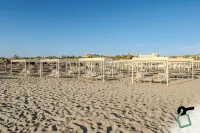 Hotiday Room Collection - Tirrenia - en bord de mer