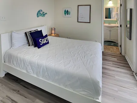 Twin Palms at Surfside